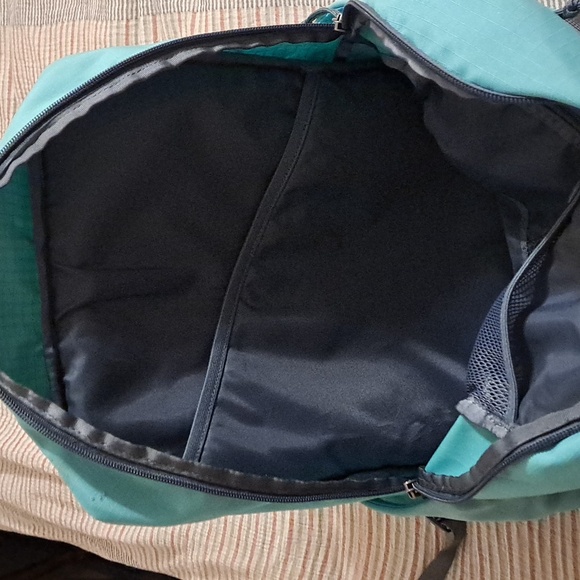 Patagonia Backpack - Picture 6 of 8